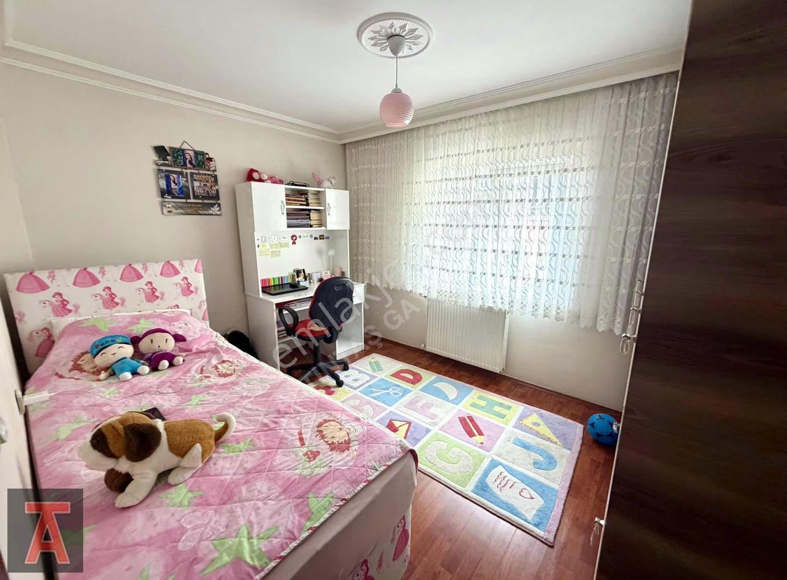 Piyade Mah Cadde Yakını Köşe Başı Ara Katta Yapılı 3+1 Daire' - Görsel 15