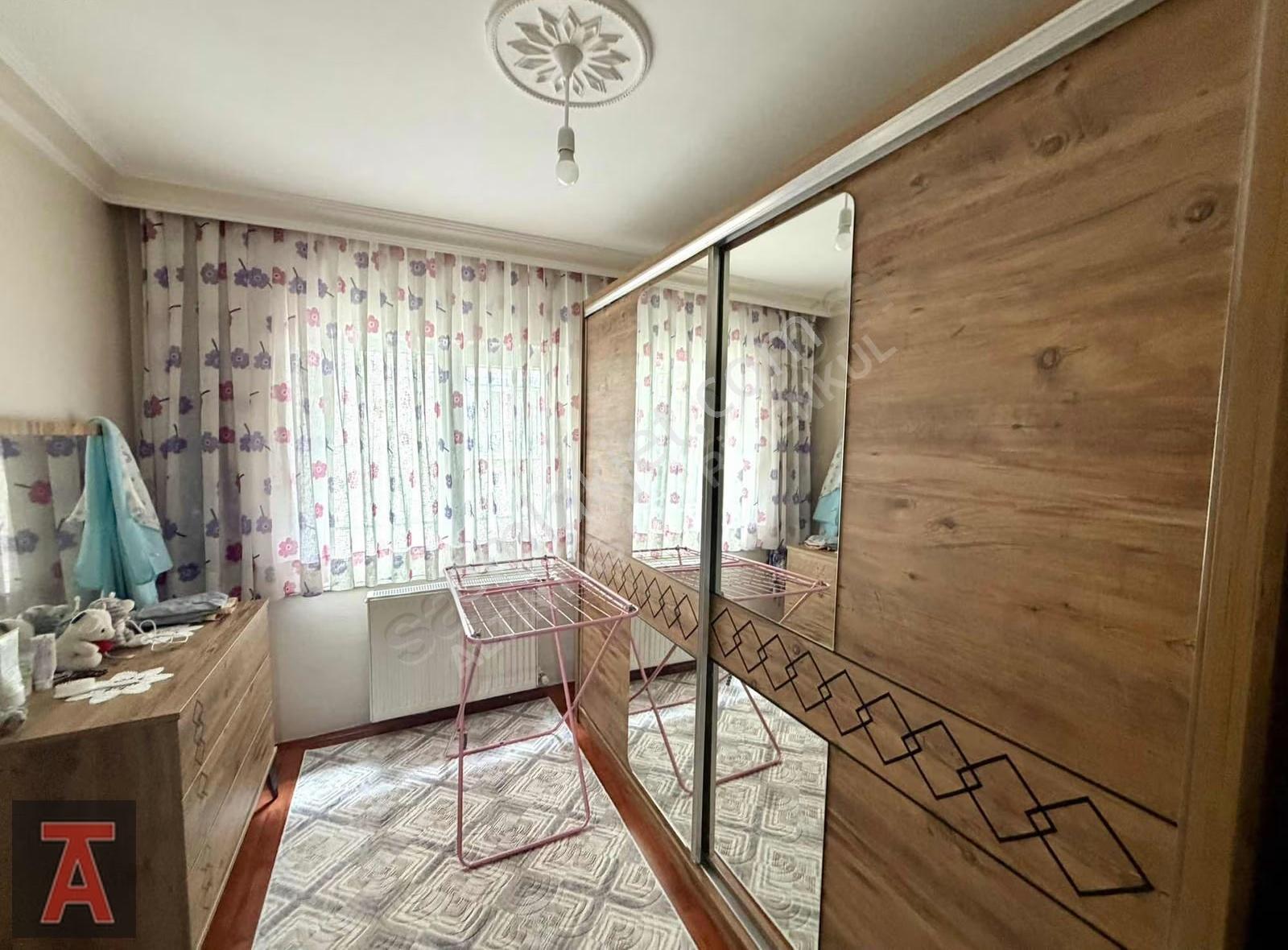 Piyade Mah Cadde Yakını Köşe Başı Ara Katta Yapılı 3+1 Daire' - Görsel 19