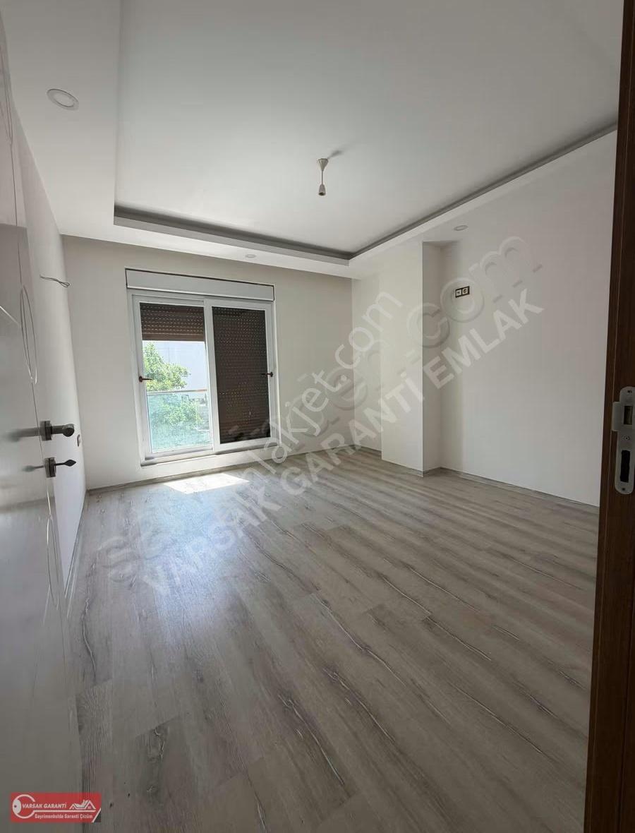 Sınırsız Kredili 2+1 Geniş Ferah 3/1 Kattı Asansörlü - Görsel 16