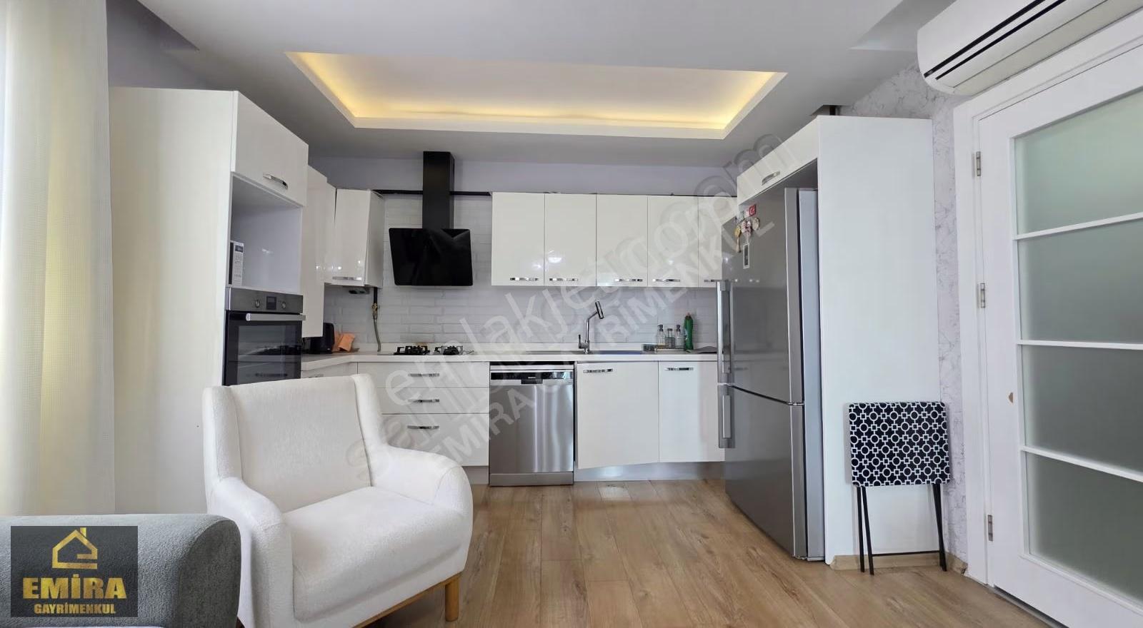 Emira'dan 4+1 Ultra Genişlik Havuzlu Güvenlikli Site İcerisinde - Görsel 26