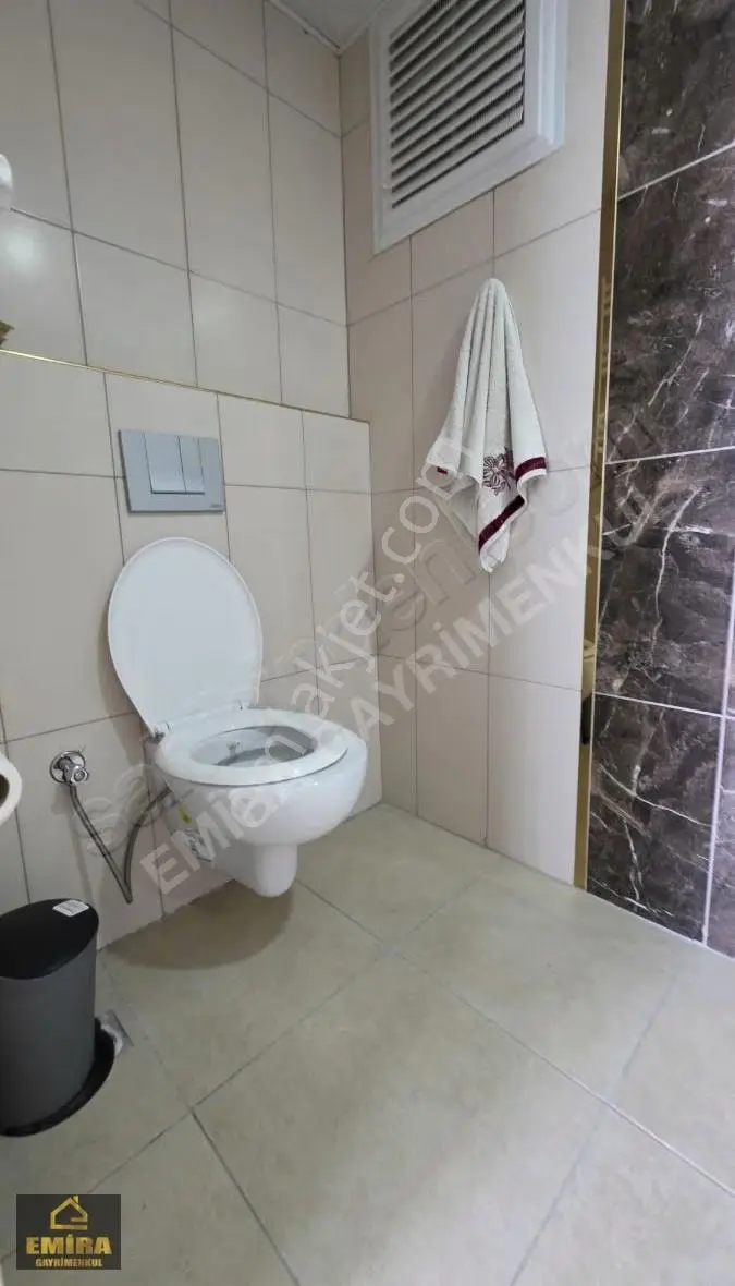 Yüzüncü Yılda 3+1 Kapalı Mutfak Genis Oturumlu Dogalgazlı - Görsel 9