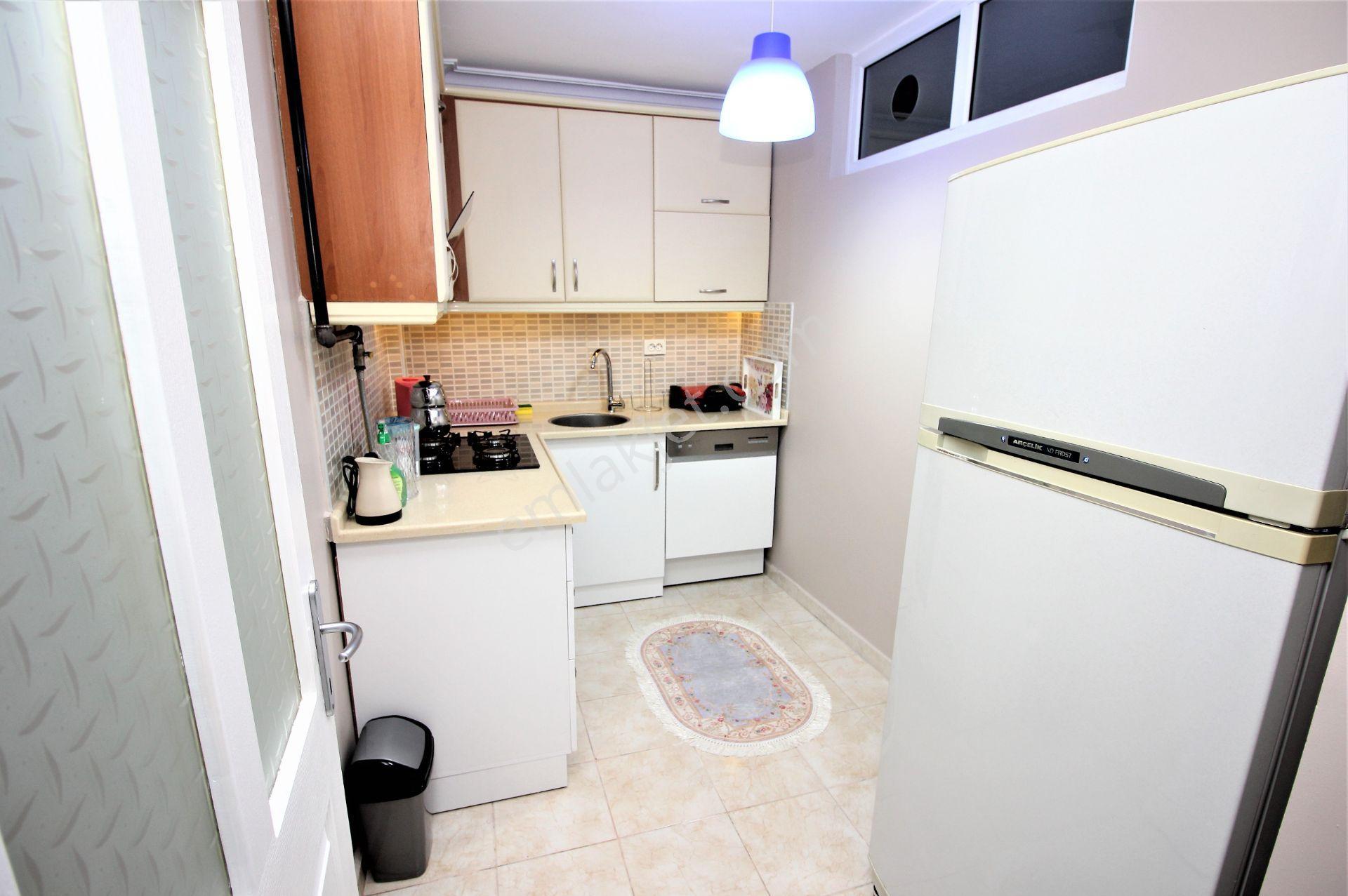 Karabağlar Yeşilyurt Katip Çelebi Hast. Yakın 3+1 Eşyalı, D.gaz Ve Klimalı Kiralık Daire - Görsel 17