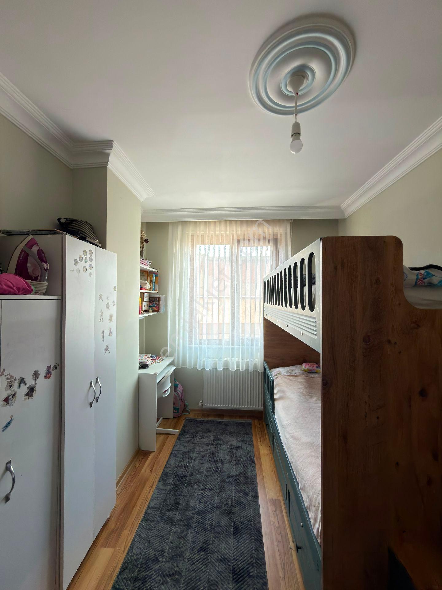 🏡 Yenidoğan Safa Mahallesi'nde Kiralık Özel Yapım 3+2 Üst Dubleks - Görsel 5
