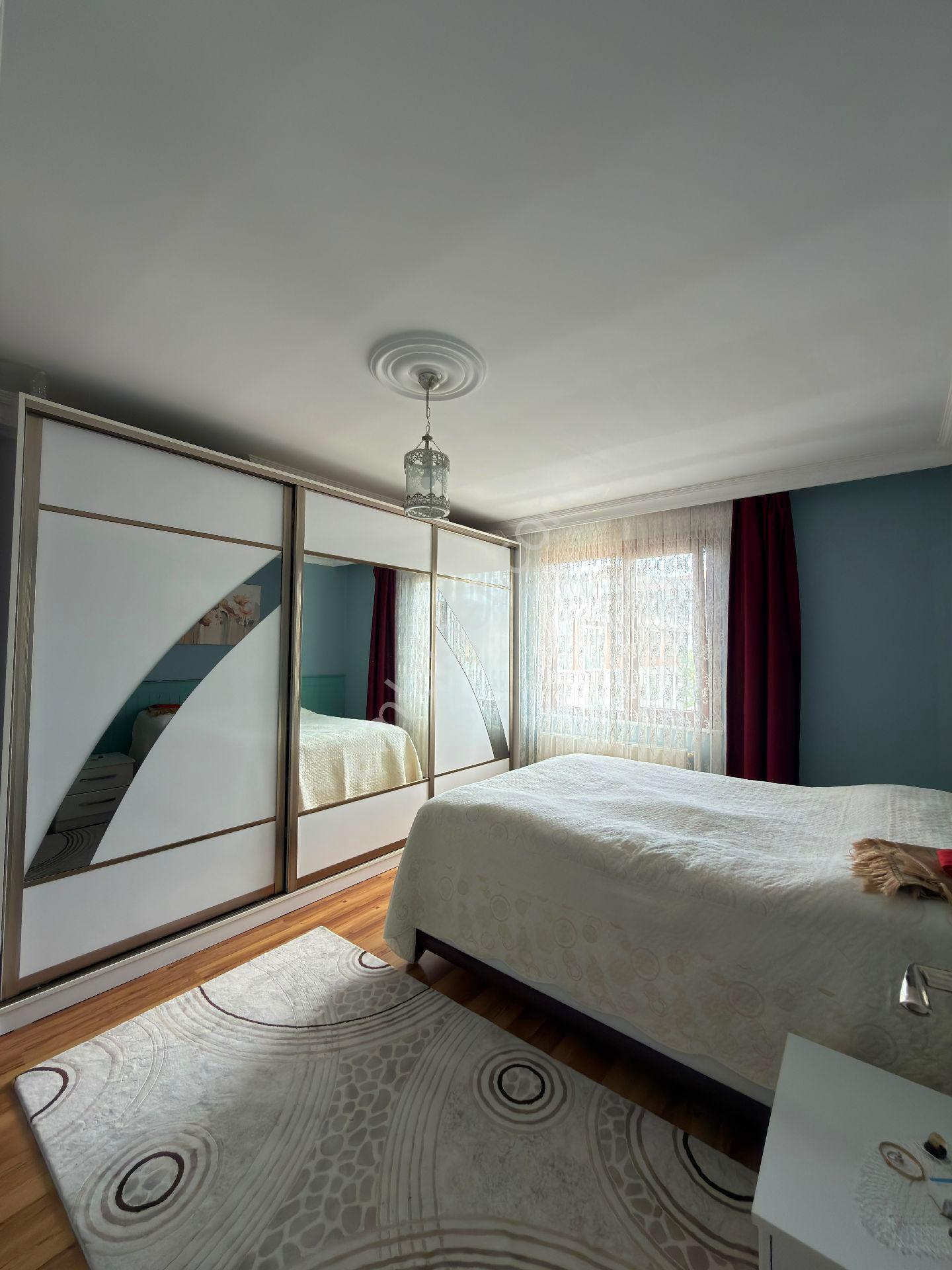 🏡 Yenidoğan Safa Mahallesi'nde Kiralık Özel Yapım 3+2 Üst Dubleks - Görsel 16