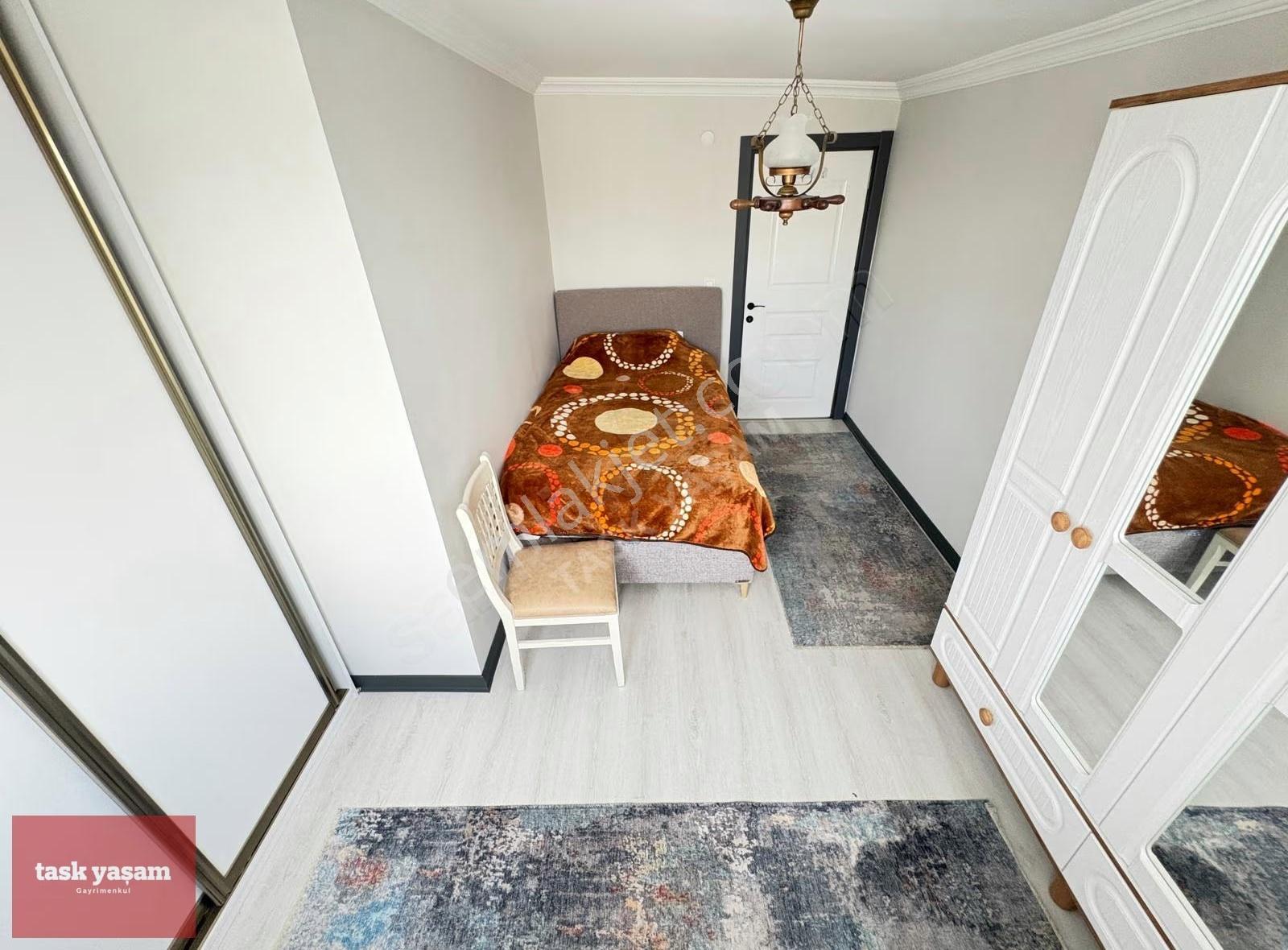Köşklüçeşme Merkezi Konum 4+1 155m² Teraslı Ferah Satılık Daire - Görsel 14