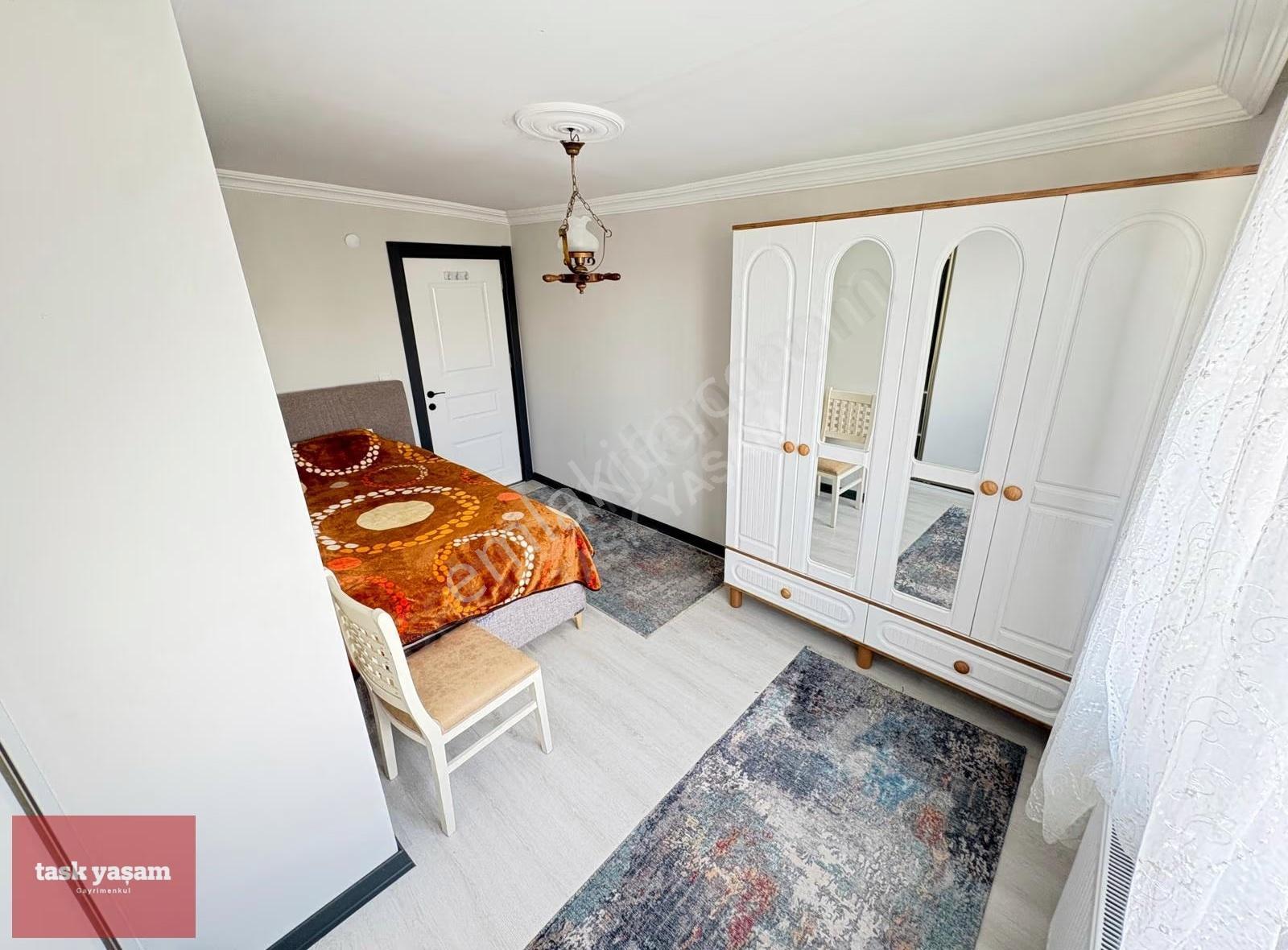 Köşklüçeşme Merkezi Konum 4+1 155m² Teraslı Ferah Satılık Daire - Görsel 17