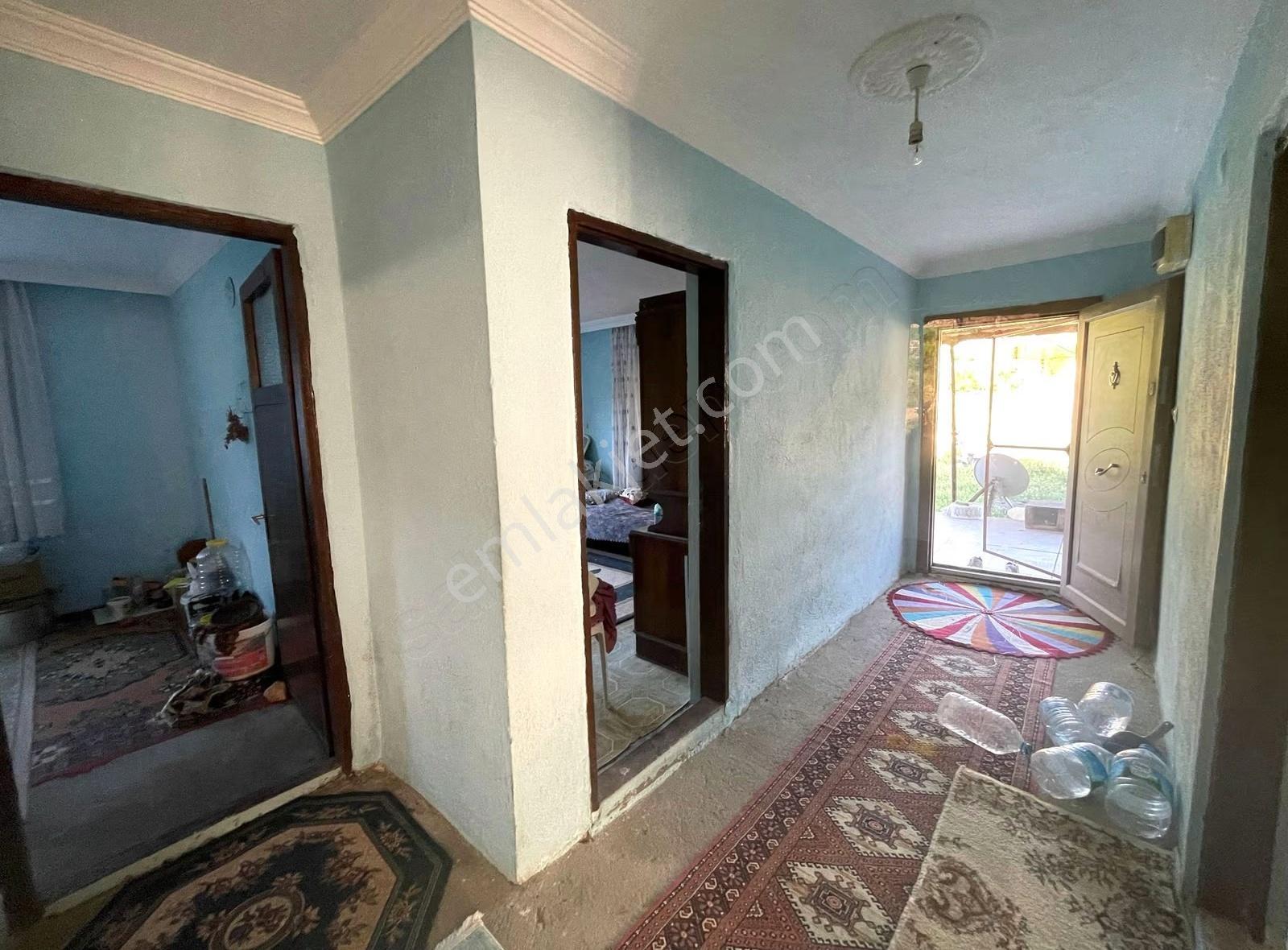 Ram'den Altıeylül Bağalan'da İçinde Evi, Damı Olan Satılık Arsa - Görsel 12