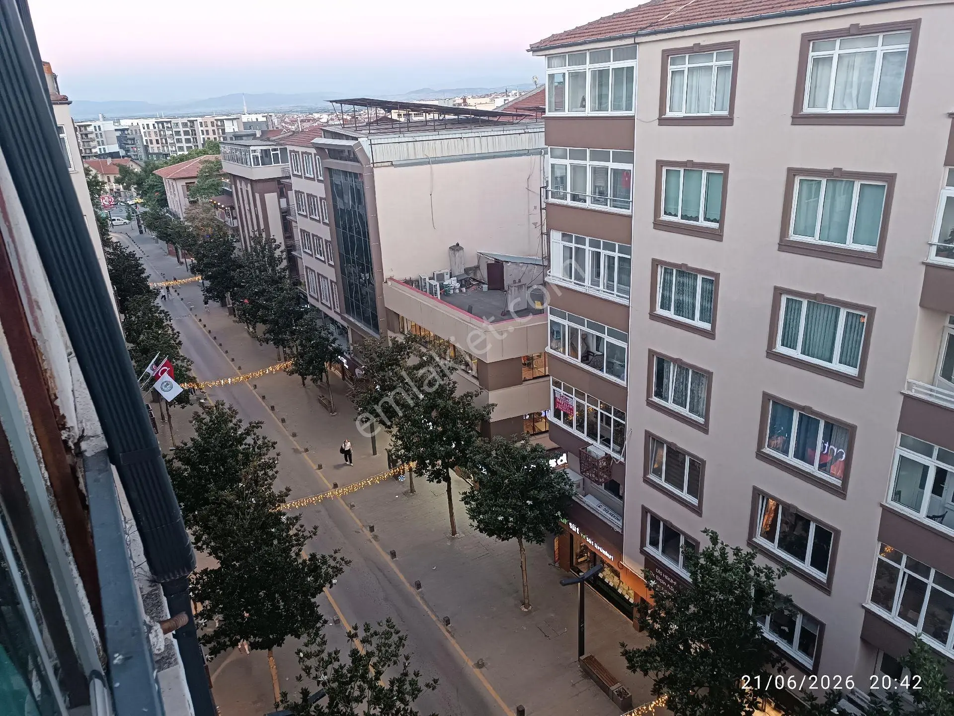 Balıkesir Milli Kuvvetler Caddesi Satılık 2+1 Daire İster İşyeri İster Daire Olarak Kullan - Görsel 2