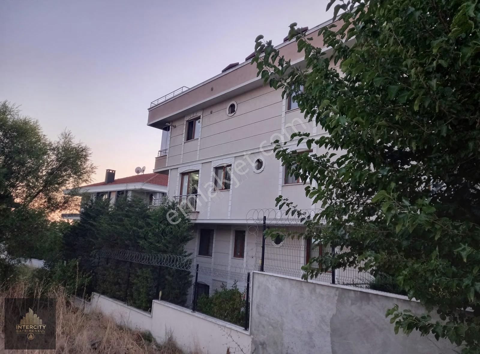Beylikdüzü Kavaklı Da Kiralık 5+1 Dubleks - Görsel 30