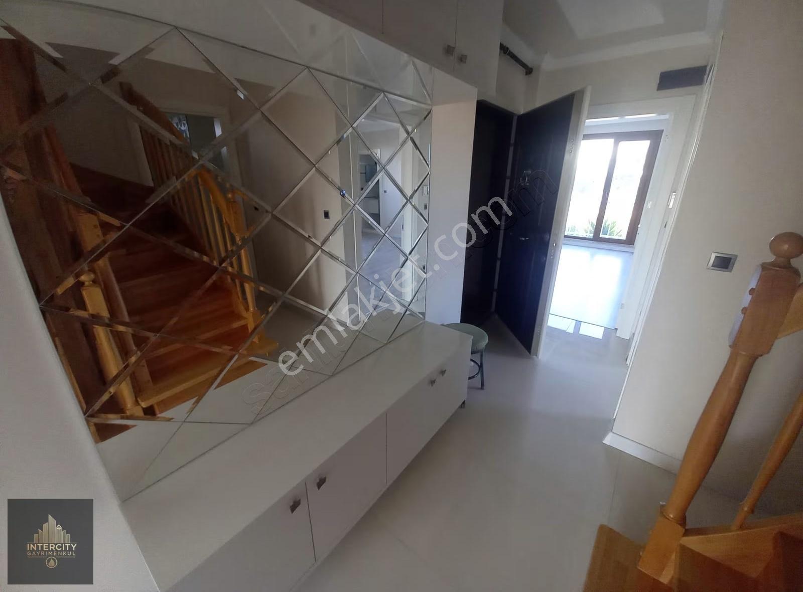 Beylikdüzü Kavaklı Da Kiralık 5+1 Dubleks - Görsel 9