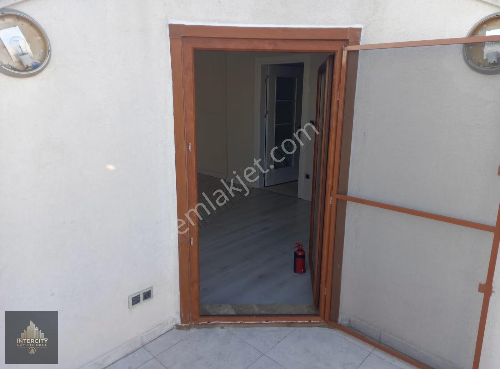 Beylikdüzü Kavaklı Da Kiralık 5+1 Dubleks - Görsel 24