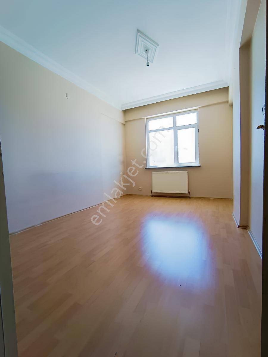 Yazır Mah.3+1 Kiralık Daire - Görsel 13