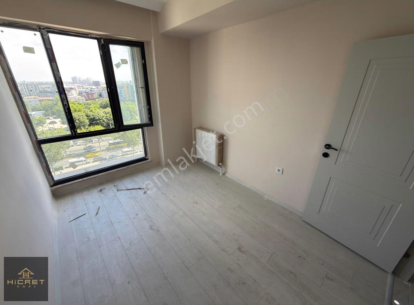 Hicret'den Meydan Plus Sitesinde 3+1, 120 M² Cadde Cepheli Daire - Görsel 26
