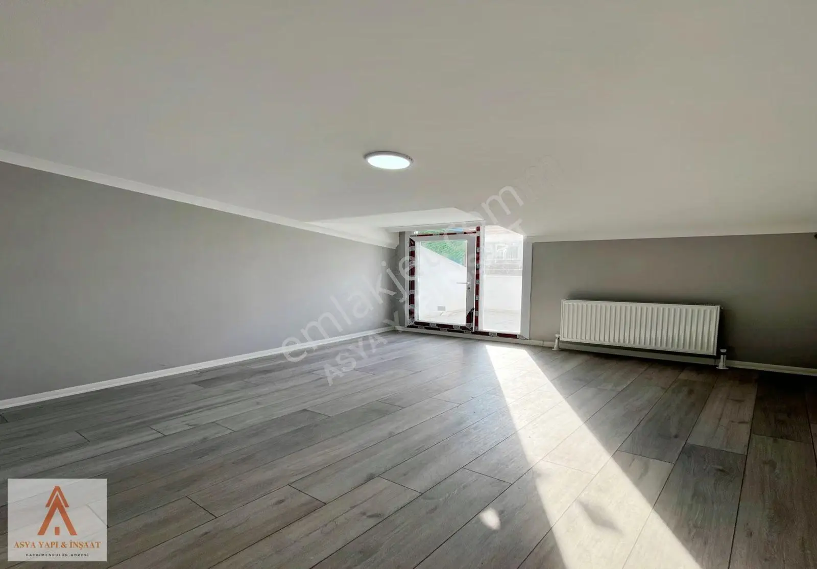 Metrobüse 8dk Mesafe 220m2 Sıfır 4+2 Acil Satılık Dubleks Daire - Görsel 3