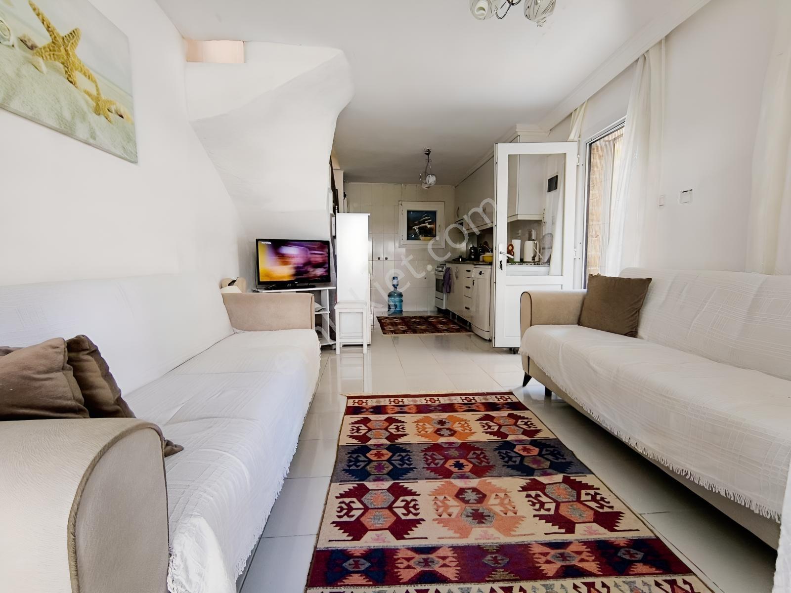Kuşadası- Güzelçamlı'da Denize 700 Metre 3+1 Villa - Görsel 25