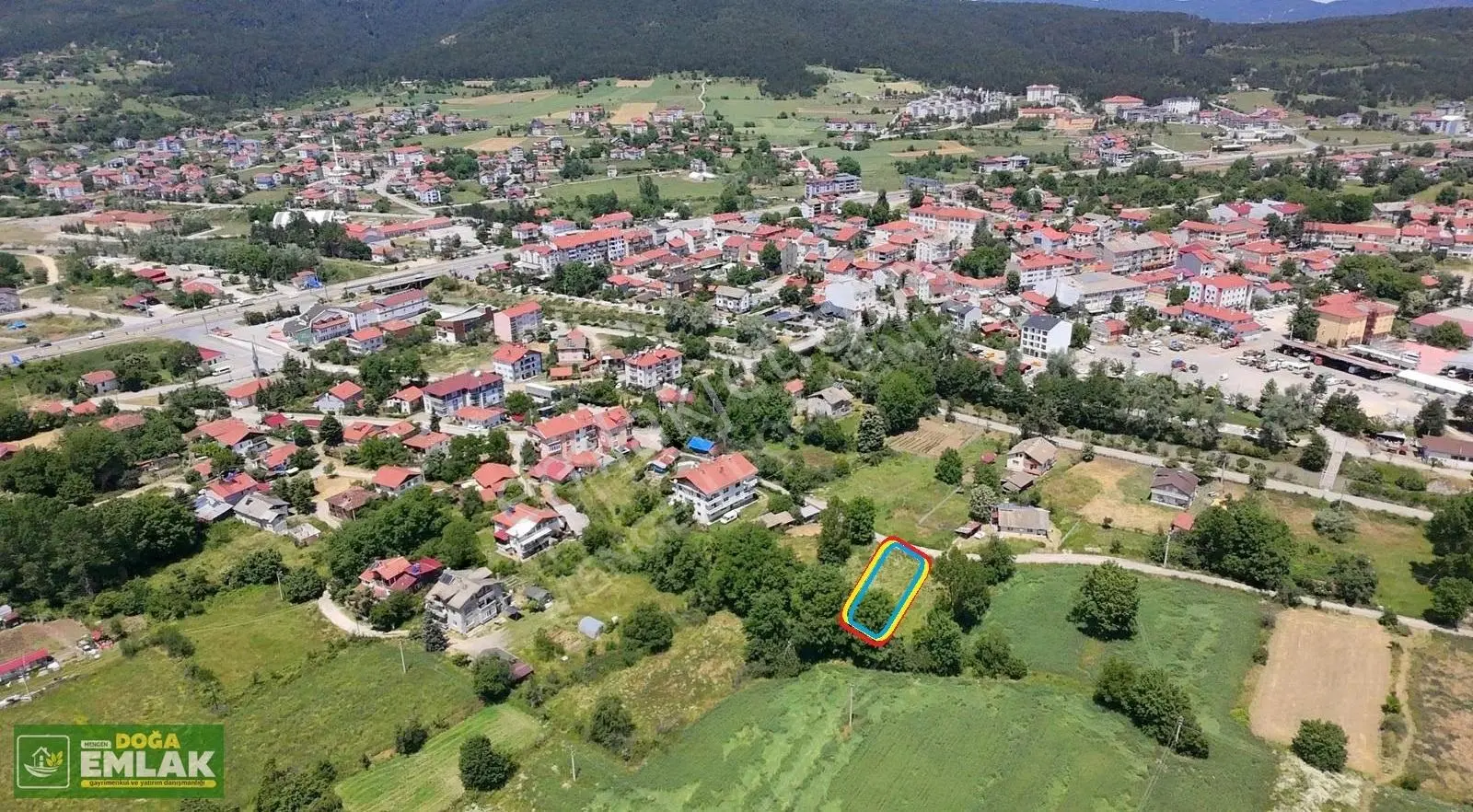 Mengen Beşler'de 800m² Kupon İmarlı Arsa - 4 Tarafı Yola Cepheli