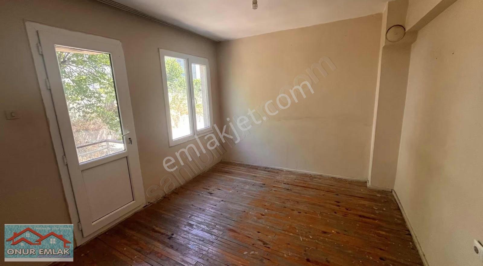 Menemen'de Kiralık Daire 2+1 - Bahçeli Ve Depolu - Görsel 16