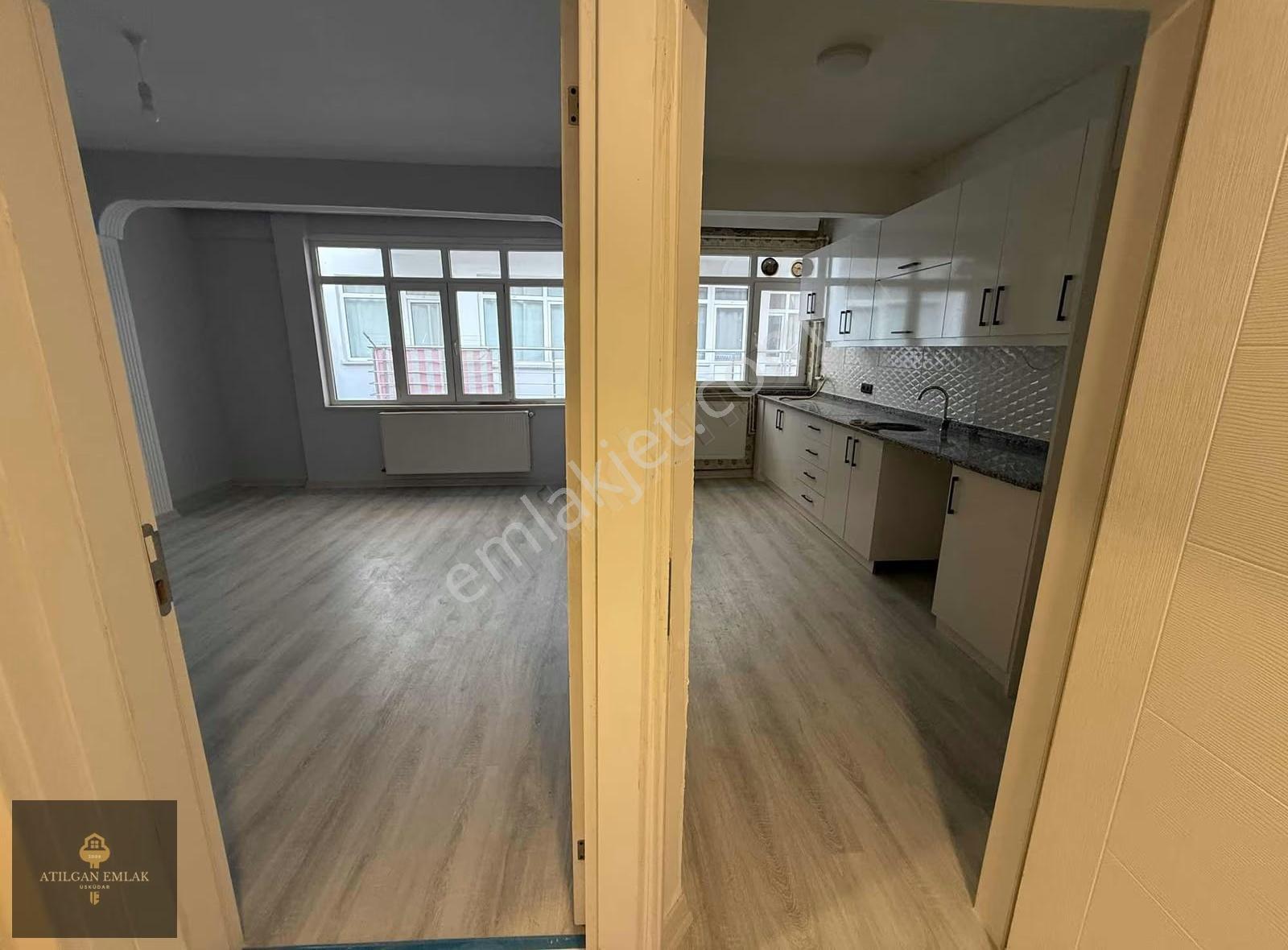 Üsküdar Zeynep Kamil 4 Yolda Ulaşıma Yakın Temiz 2+1 Kiralık - Görsel 2