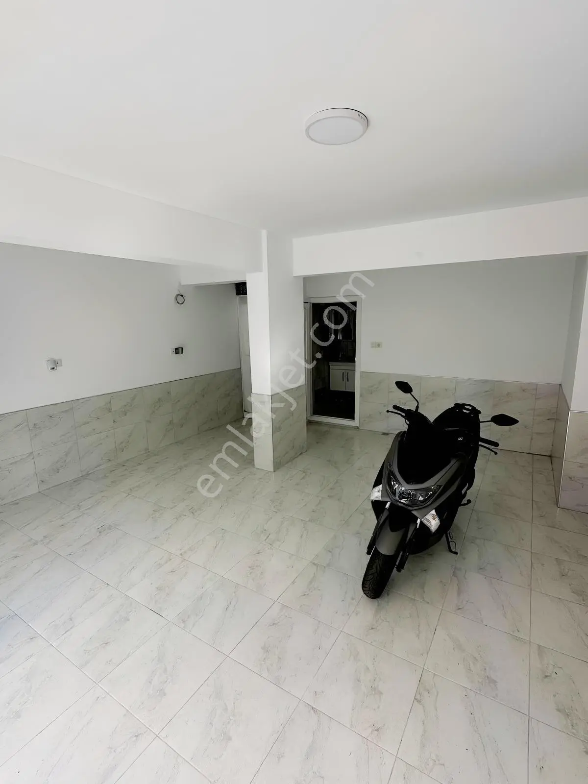 Deneyim'den 56'larda İçi Yapılı Otomatik Kepenkli Dükkan & Depo - Görsel 2
