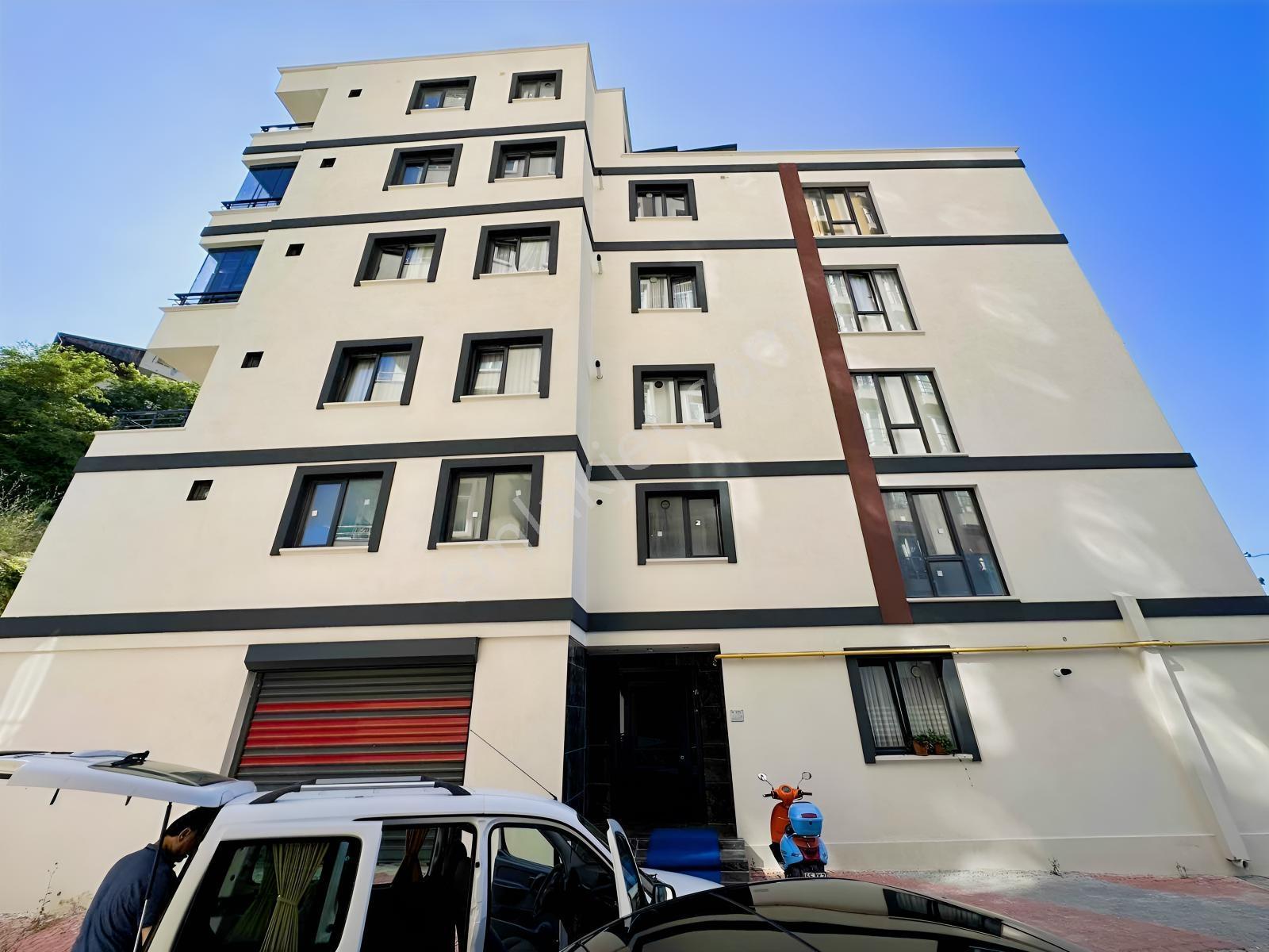 Deneyim'den Baruthane'de Tramvaya Cephe Satılık Eşyalı 1+1 Daire