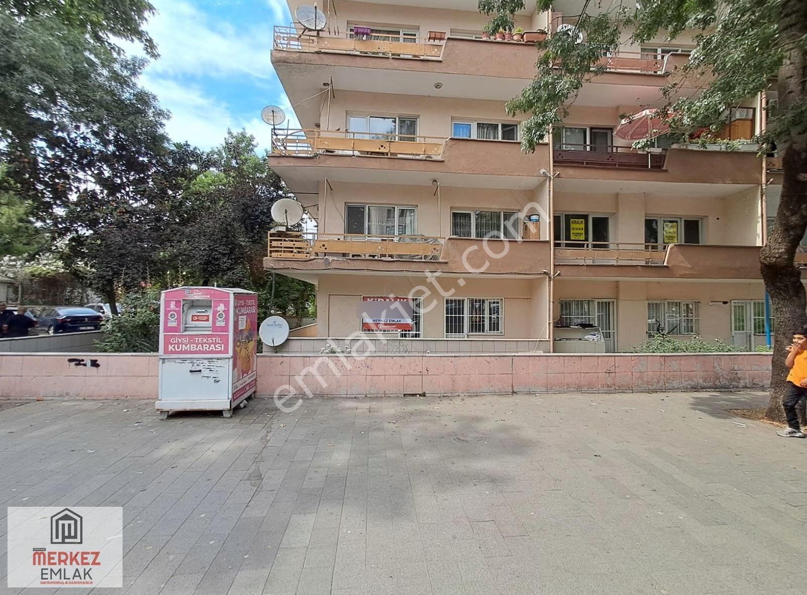 İzmit Merkez Yürüyüş Yoluna Cepheli2,5+1 Kiralık Mobilyalı Ofis - Görsel 21