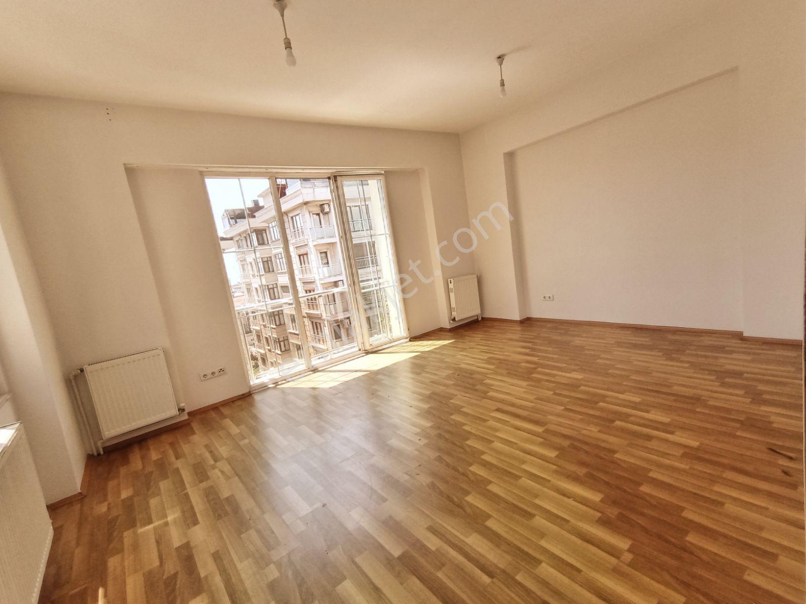 Cevizli Mah.3+1,105 M2 Sahile Yakin ,metroya Yakın Ferah Daire - Görsel 32