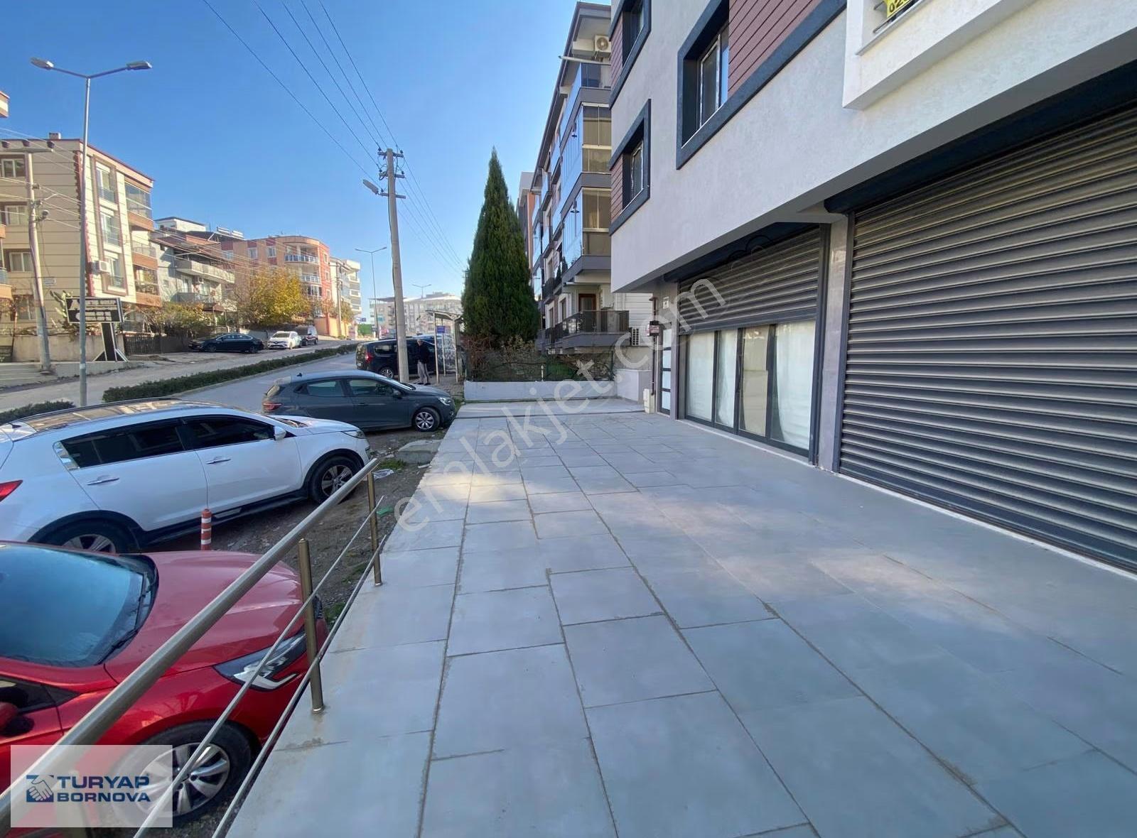 Ulucak İstiklal'de Cadde Üstü Satılık Boş Bacalı Geniş İşyeri - Görsel 31
