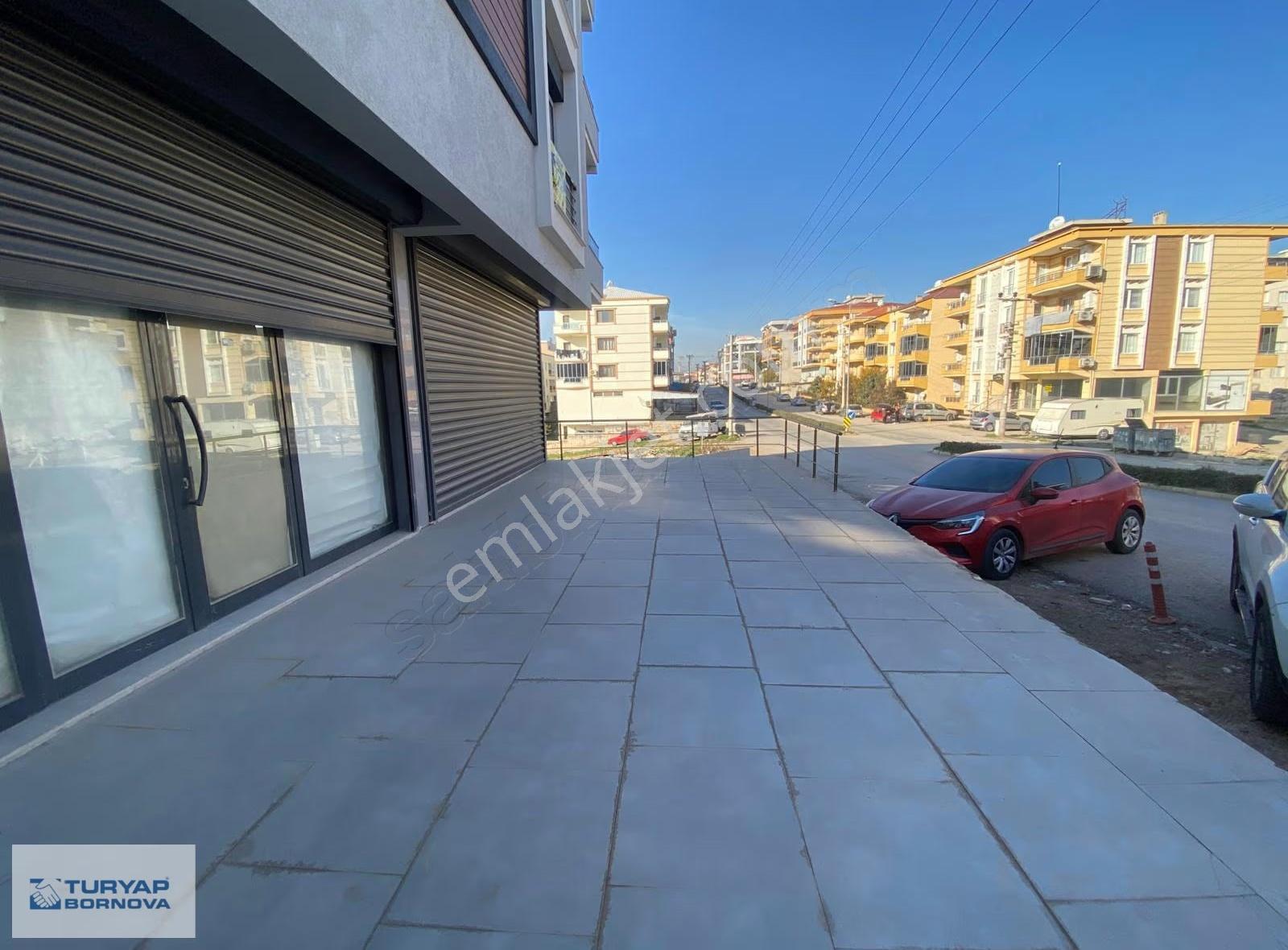 Ulucak İstiklal'de Cadde Üstü Satılık Boş Bacalı Geniş İşyeri - Görsel 23