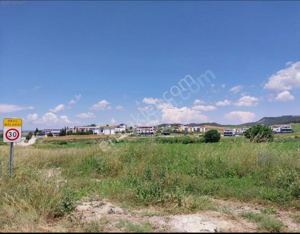 Girne Koleji Ve Akalın Huzurevi Arası Parsel