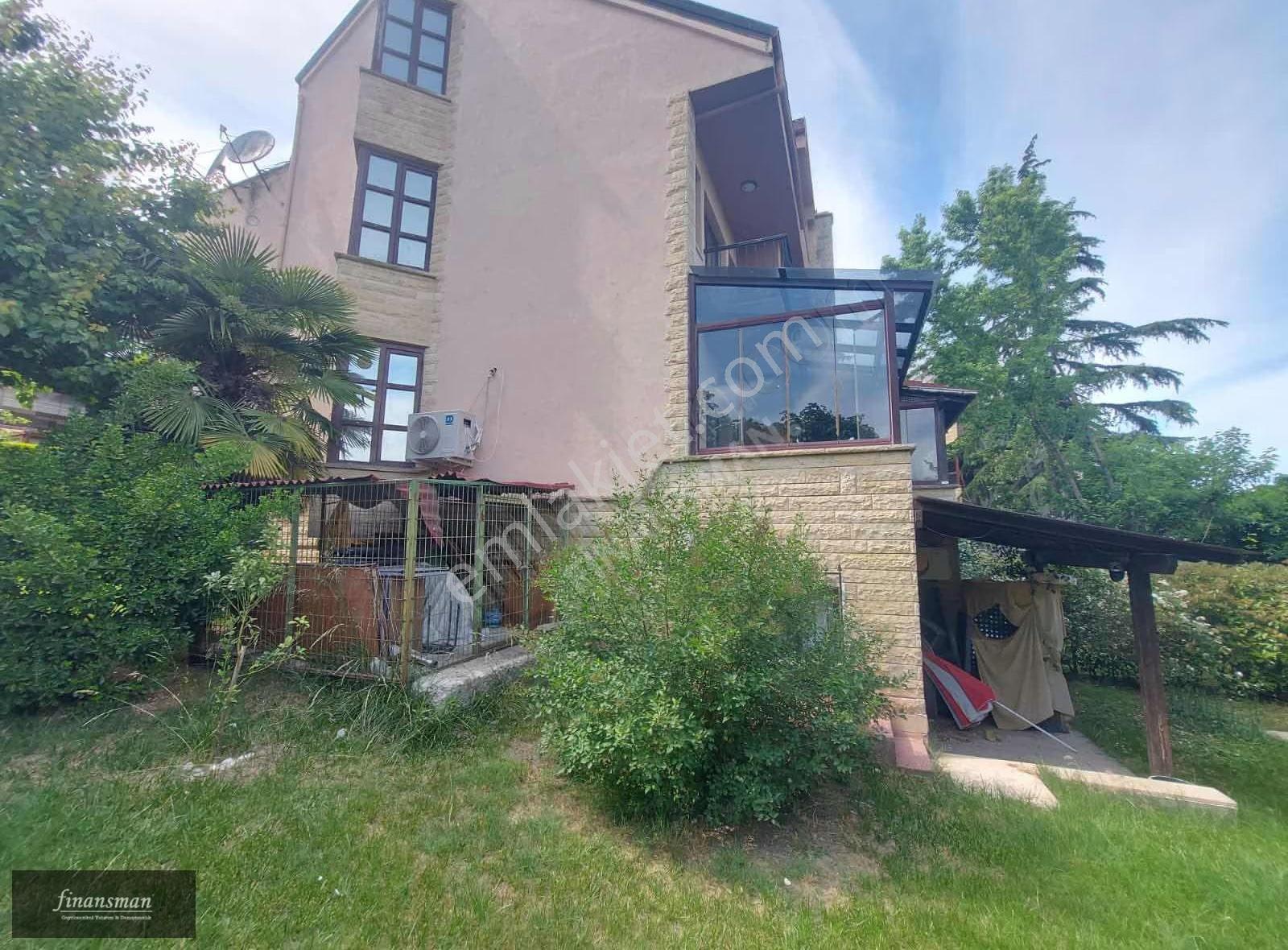 Finansmandan..geniş Bahçeli..havuzlu..kapalı Otoparklı Villa - Görsel 6
