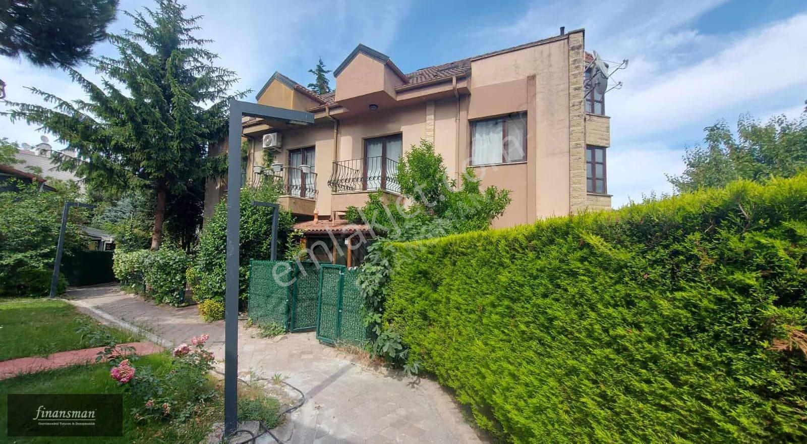 Finansmandan..geniş Bahçeli..havuzlu..kapalı Otoparklı Villa - Görsel 30