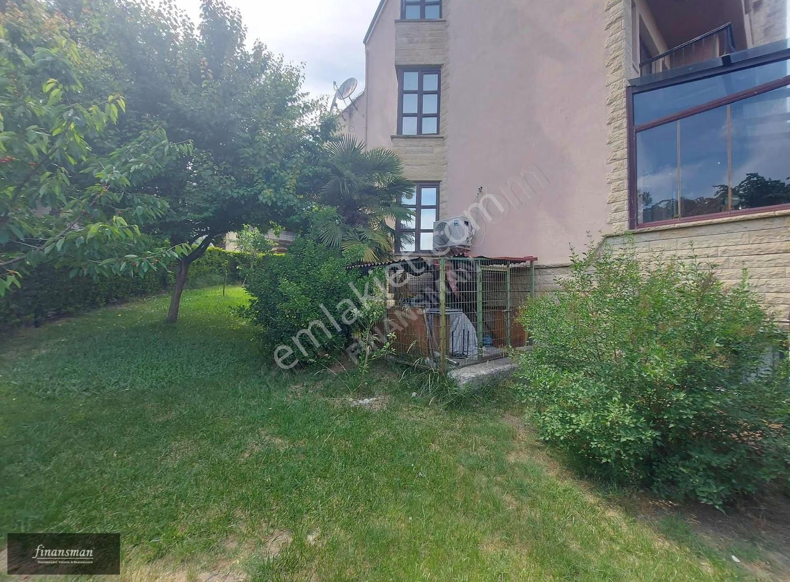 Finansmandan..geniş Bahçeli..havuzlu..kapalı Otoparklı Villa - Görsel 21