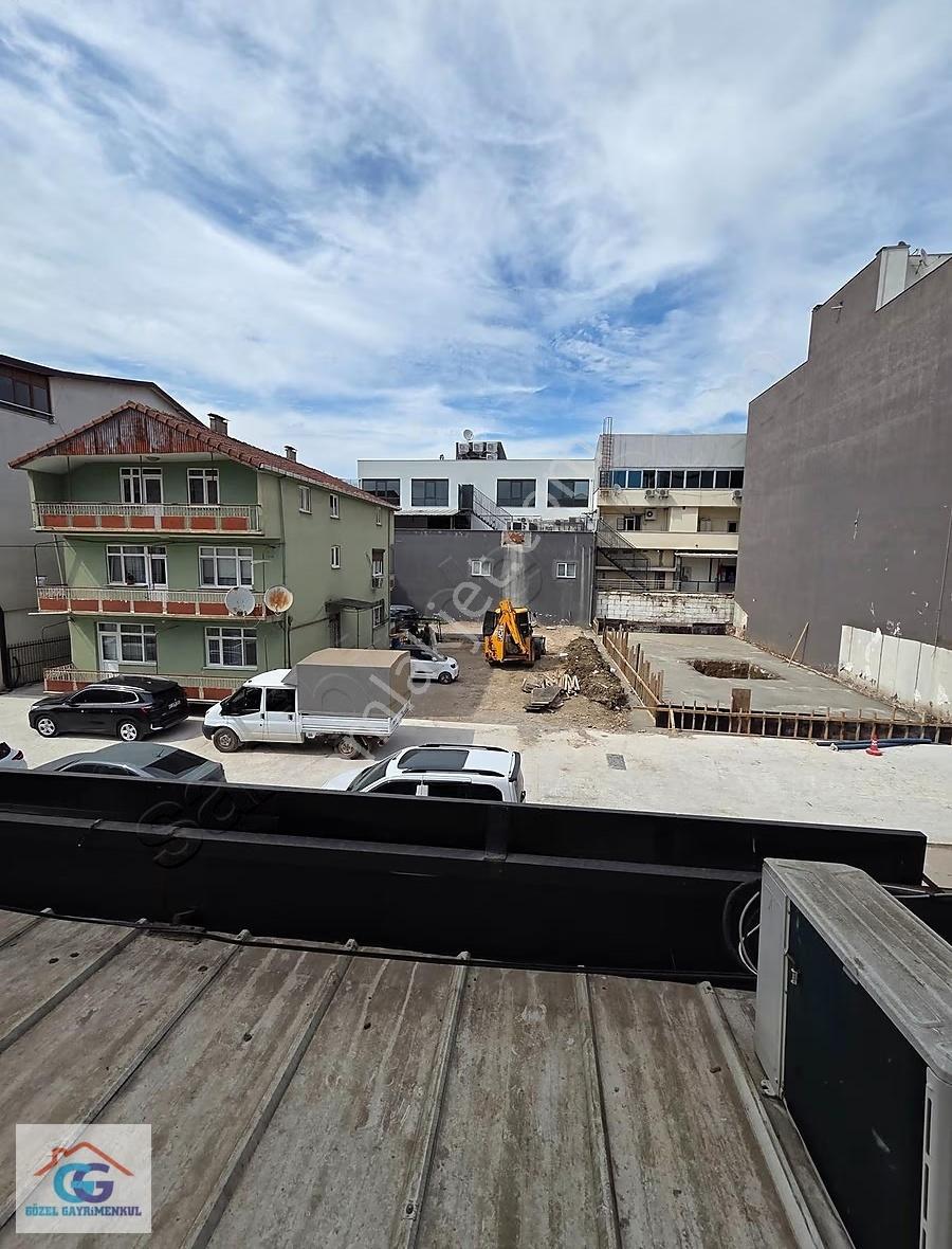 Gözel Gayrimenkulden Kartepe İstasyon Mh.prestijli 3+1 Kiralık - Görsel 4