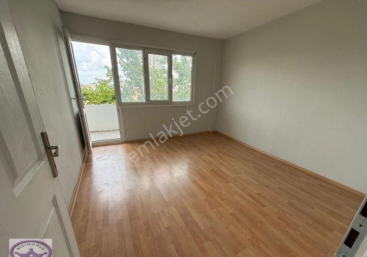 Ataşehir Yenisahra Kiralık Arakat Balkonlu 2+1 Daire - Görsel 30