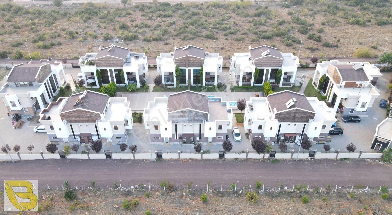Ayt Park Villaları Site İçinde Müstalik Kiralık Eşyalı Villa - Görsel 5