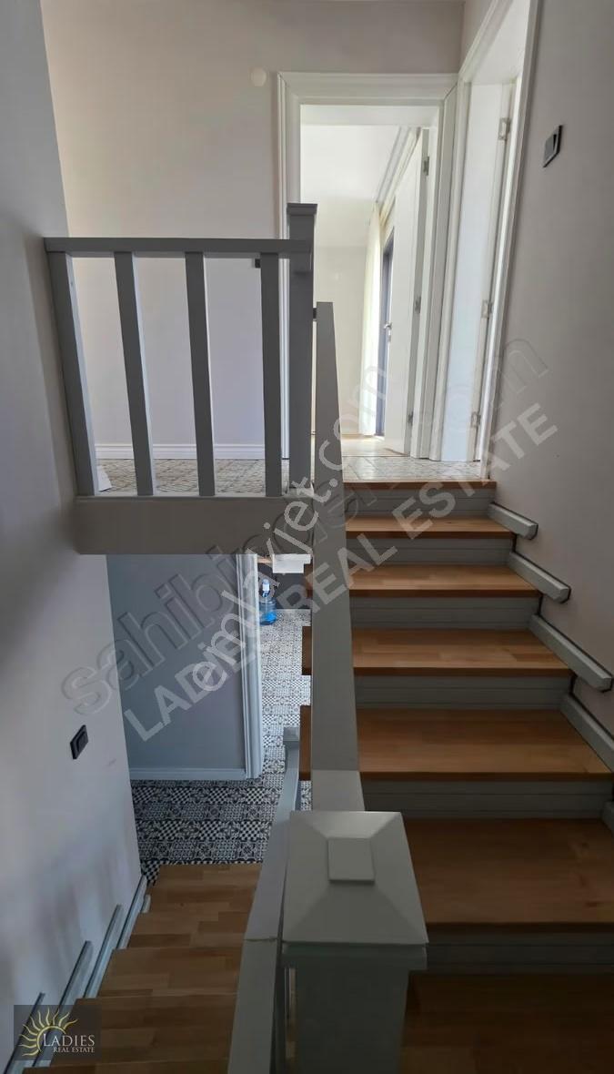 İncebel Tatil Sitesinde Kiralık Havuzlu Villa - Görsel 8