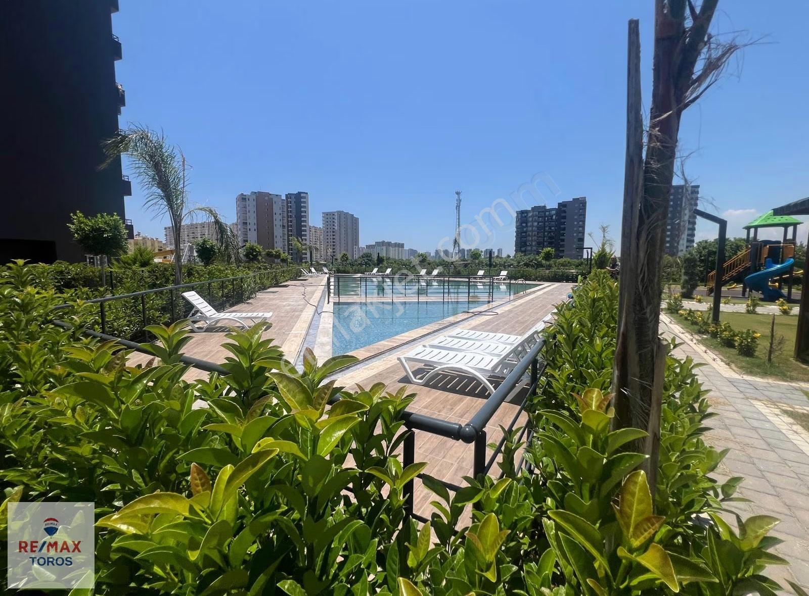 Remax Toros'tan Çeşmeli'de Denize Yakın Havuzlu 1+1 - Görsel 12