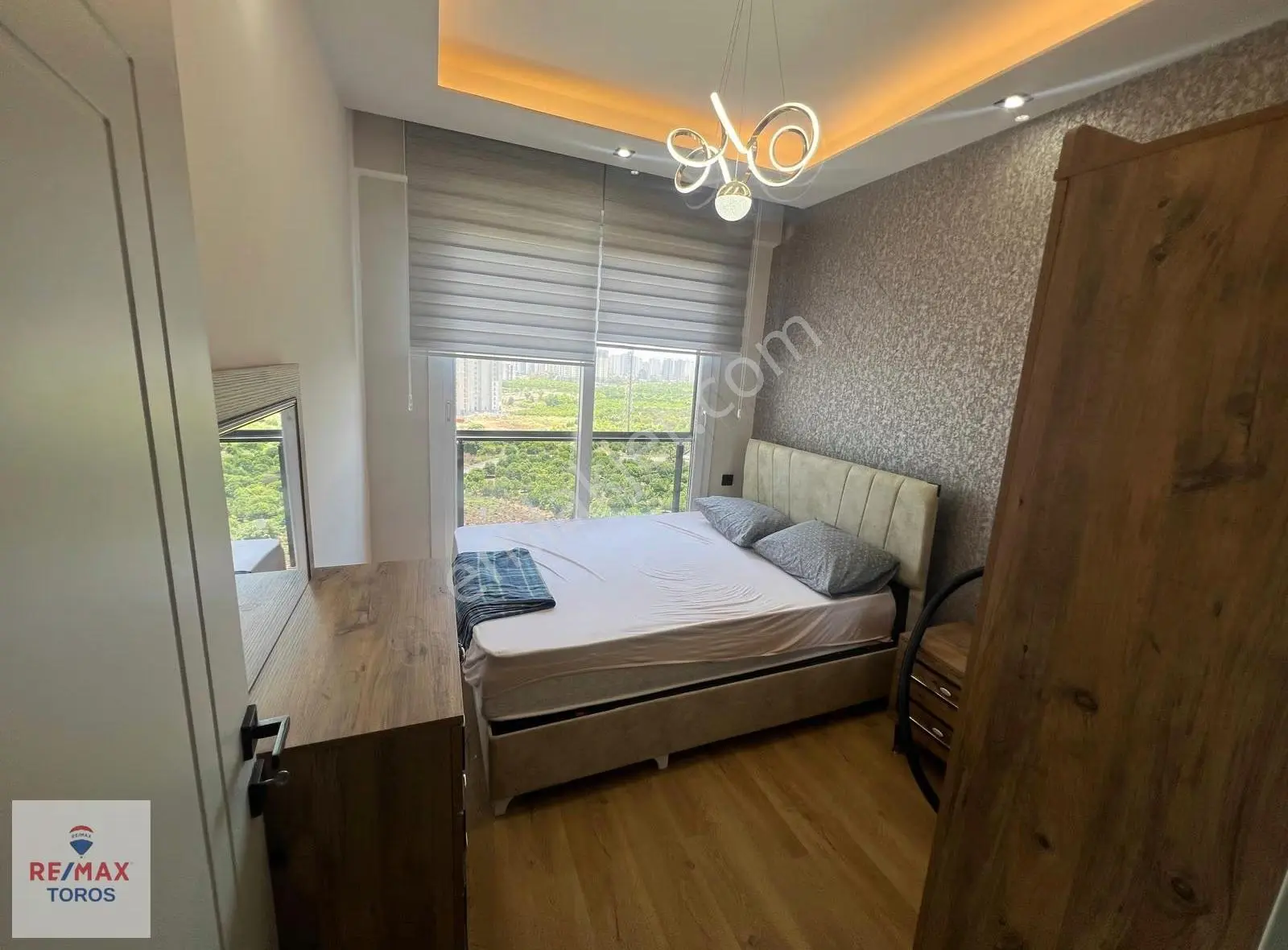Remax Toros'tan Çeşmeli'de Denize Yakın Havuzlu 1+1 - Görsel 15