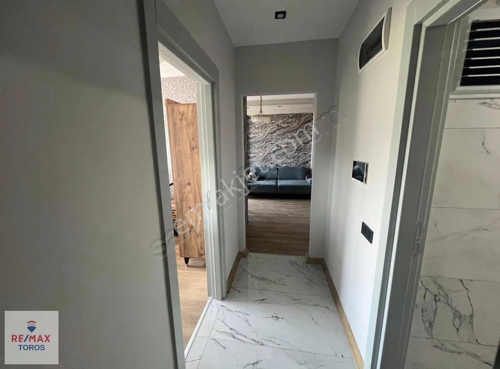 Remax Toros'tan Çeşmeli'de Denize Yakın Havuzlu 1+1 - Görsel 16