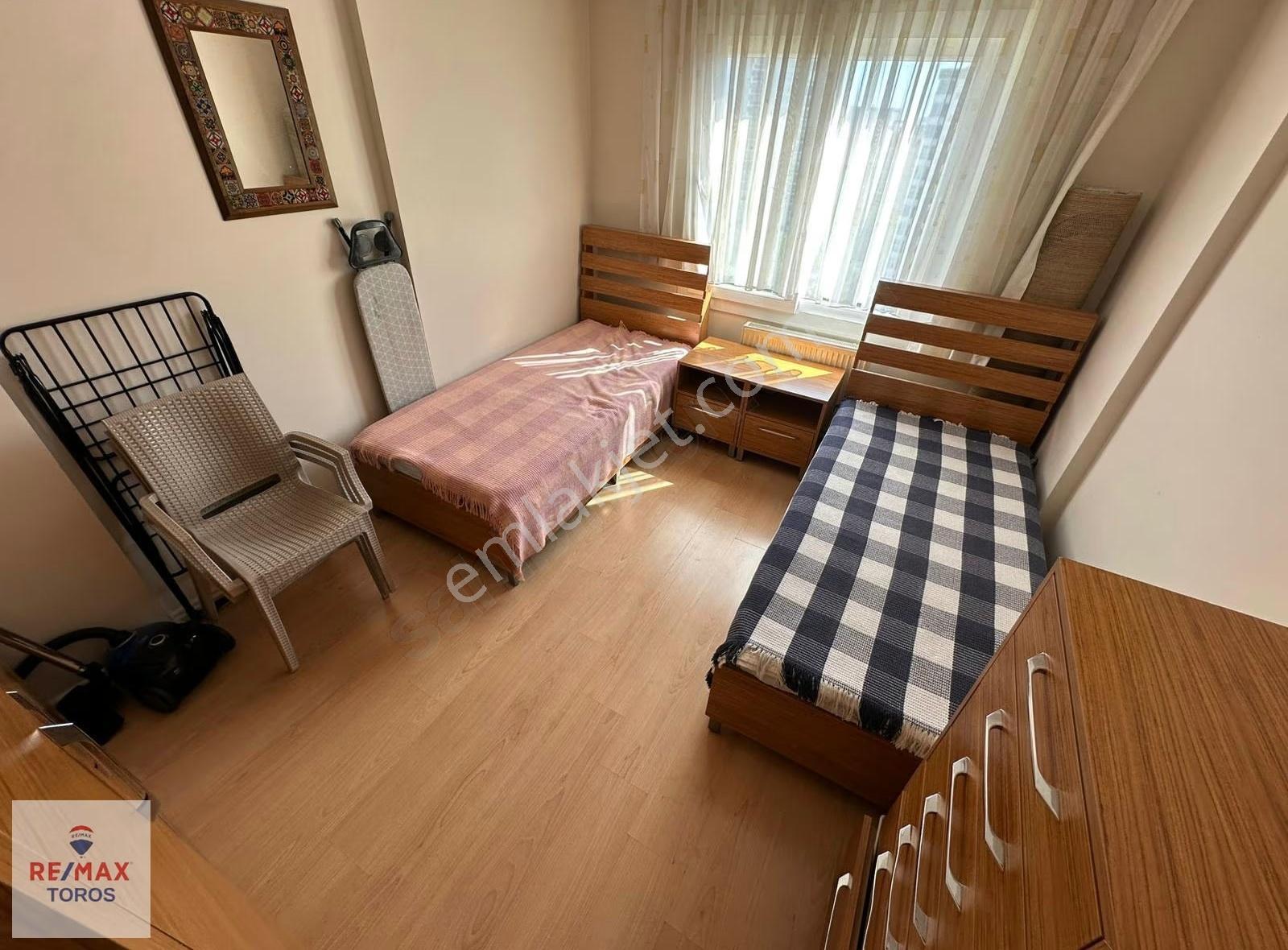 Remax Toros'tan Üniversite Caddesi'nde Eşyalı Kiralık 1+1 - Görsel 12