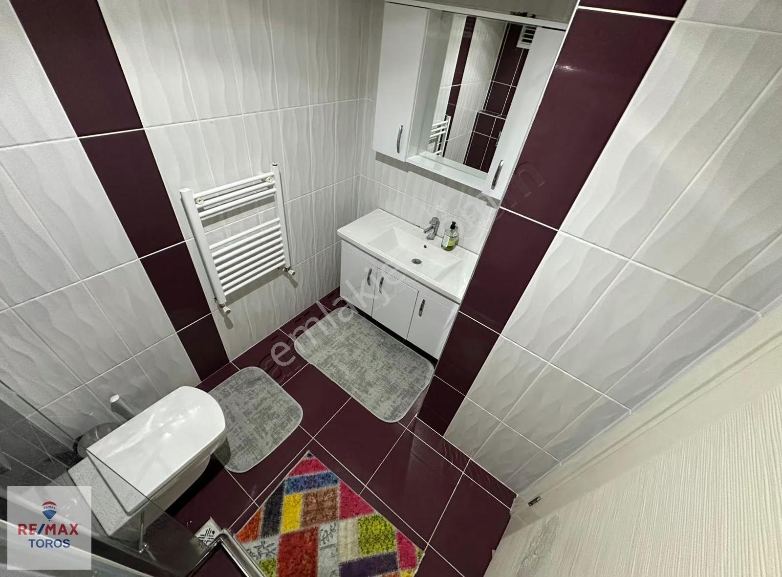 Remax Toros'tan Üniversite Caddesi'nde Eşyalı Kiralık 1+1 - Görsel 11