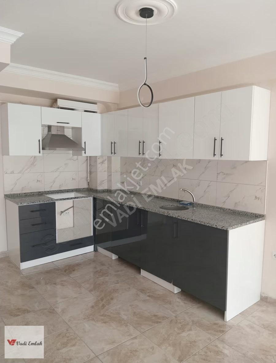 Meydan'da Kiralık 2+0 Dubleks Daire Büyük Kullanışlı - Görsel 5