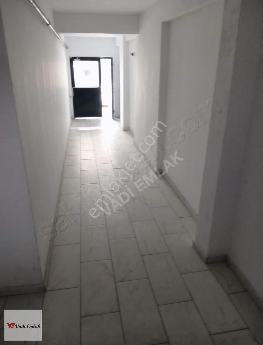 Meydan'da Kiralık 2+0 Dubleks Daire Büyük Kullanışlı - Görsel 17