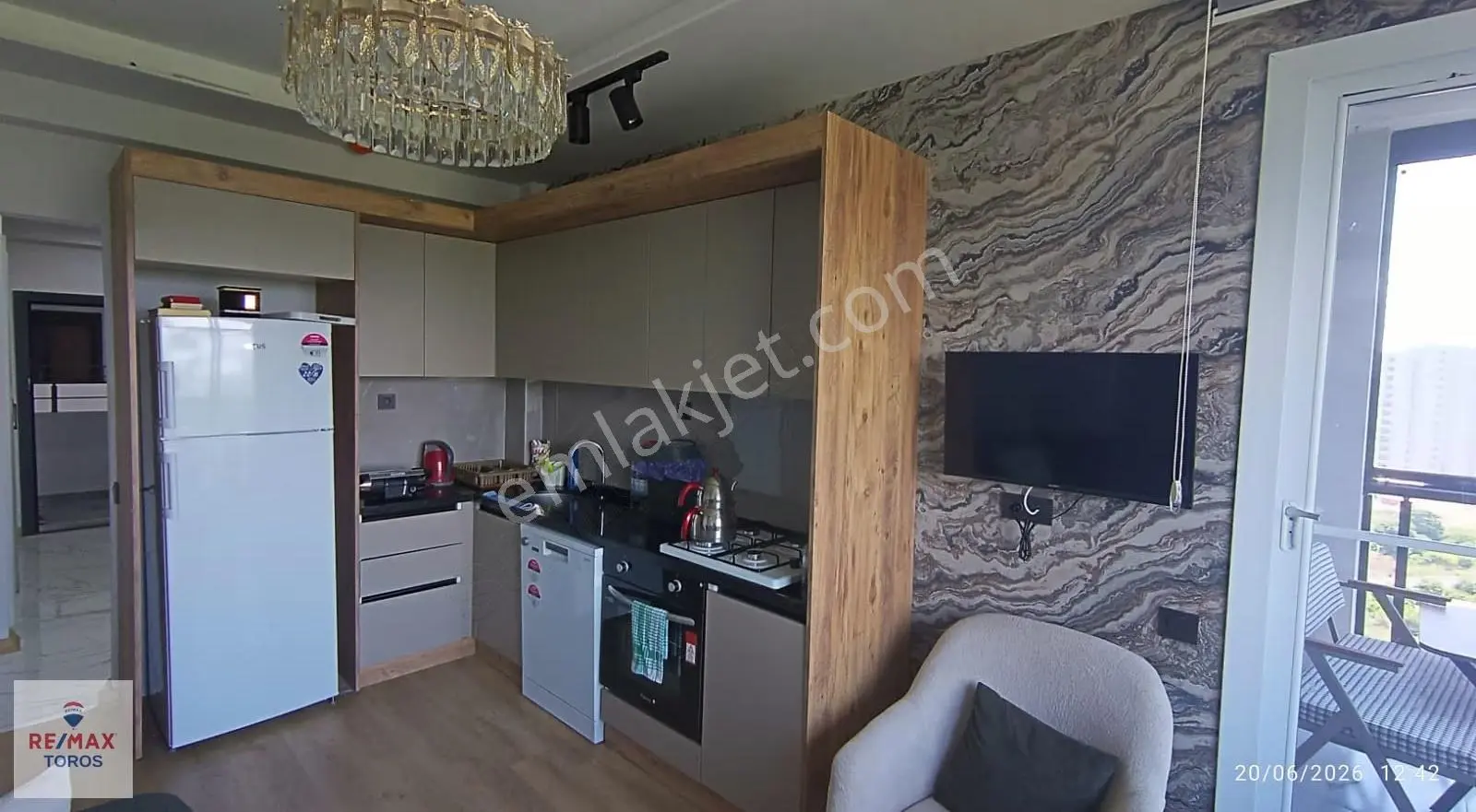 Remax Toros'tan Çeşmeli'de Deniz Manzaralı Satılık 2+1 - Görsel 5