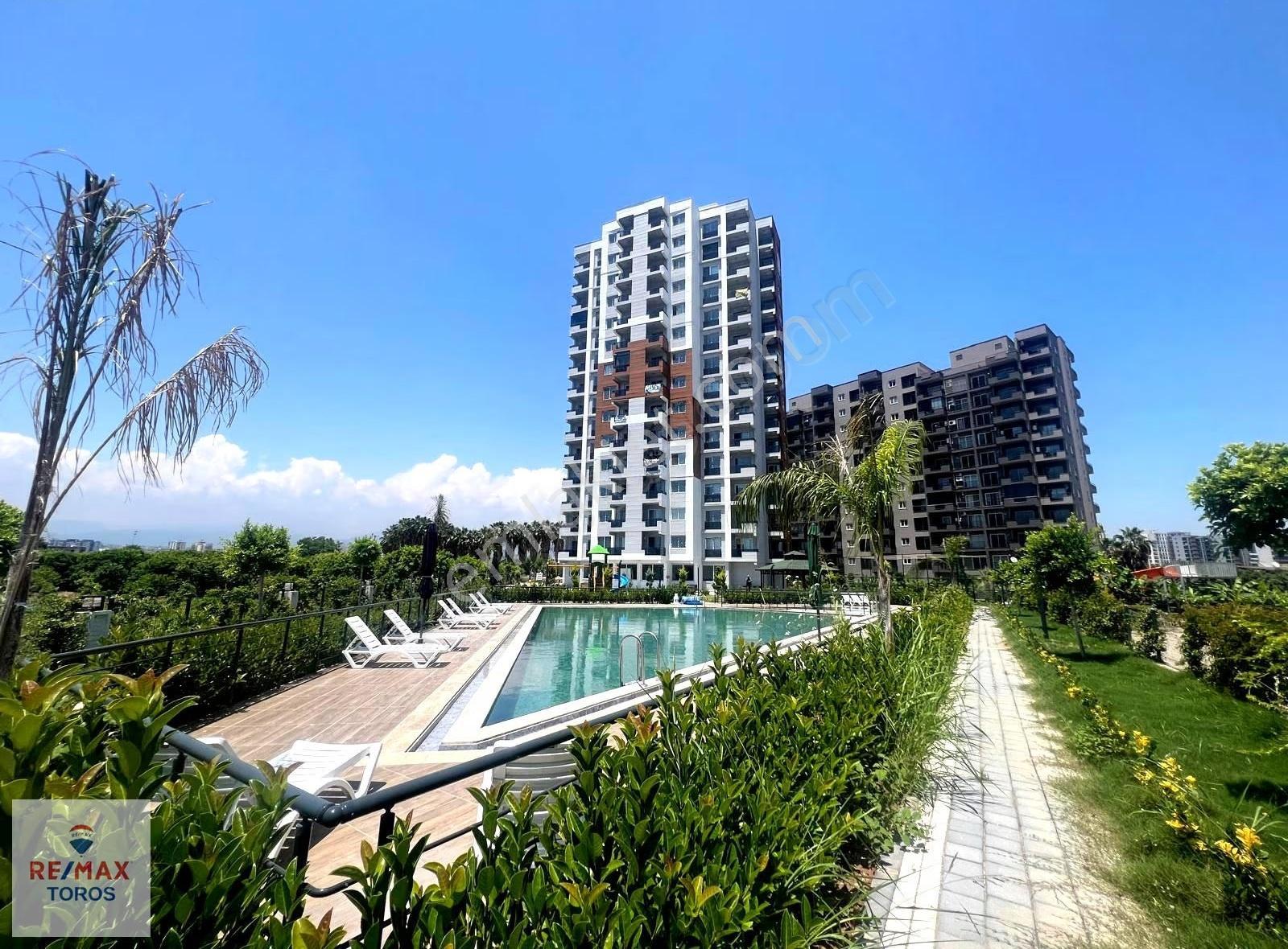 Remax Toros'tan Çeşmeli'de Deniz Manzaralı Satılık 2+1