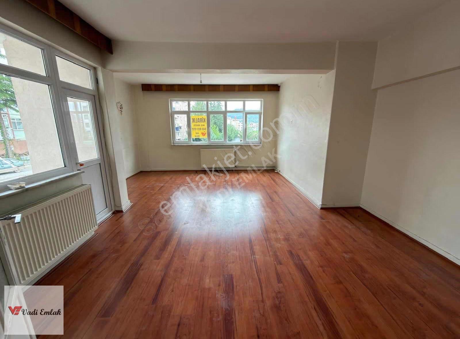 Altıyüzevler Mahallesinde 3+1 Kiralık Daire | Vadi Emlak - Görsel 23