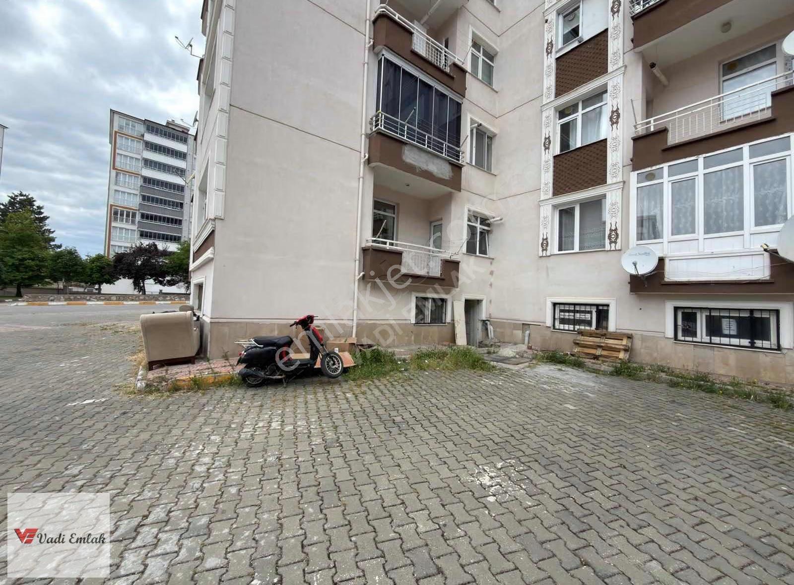 Altıyüzevler Mahallesinde 3+1 Kiralık Daire | Vadi Emlak - Görsel 12