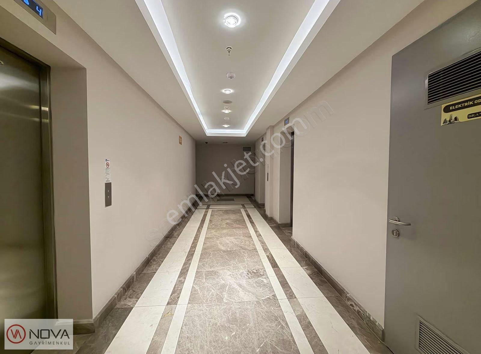 Nova'dan Ataşehir Brandıum 3+1 Kiralık Ofis - Görsel 28
