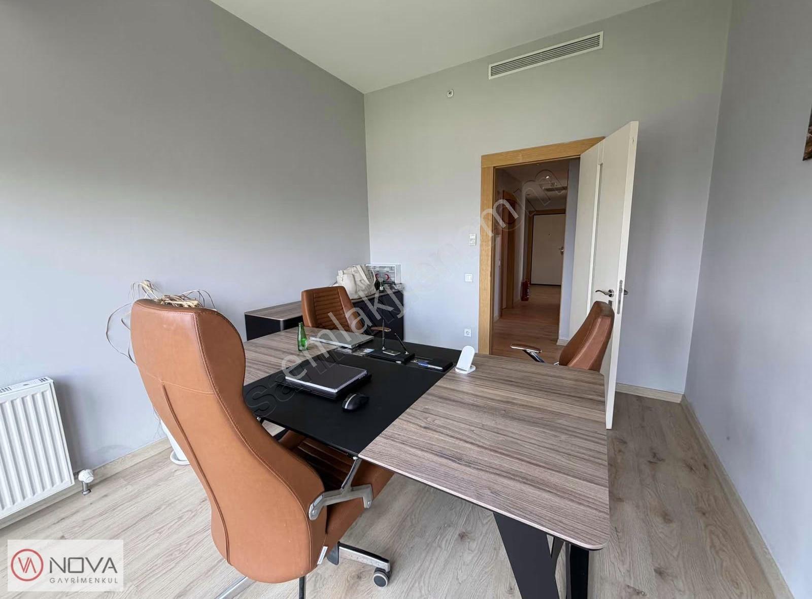 Nova'dan Ataşehir Brandıum 3+1 Kiralık Ofis - Görsel 17