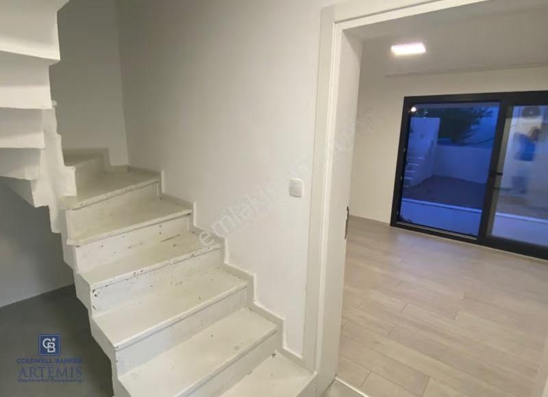 Kumbahçe Kiralık 2+1 Triplex Müstakil Ev - Görsel 12